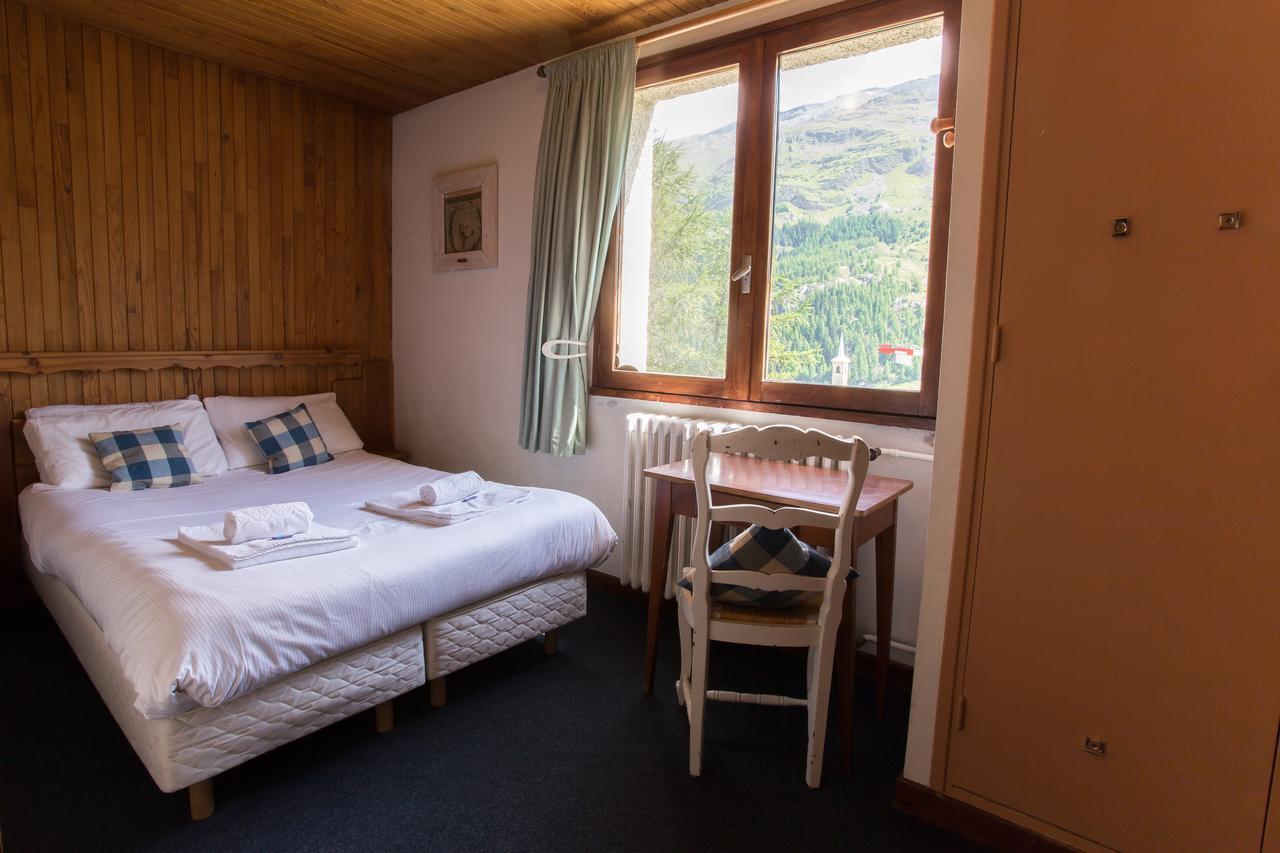 לינה וארוחת בוקר טיגנס Chalet Les Melezes מראה חיצוני תמונה